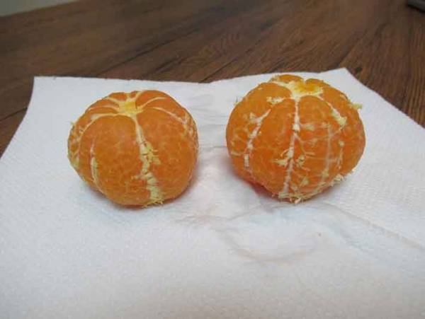 ミカンの白い繊維『取る派』に朗報！！超簡単に取る方法とは