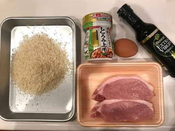 「えっ、こんなこともできるの？」ホットサンドメーカーでトンカツクッキング