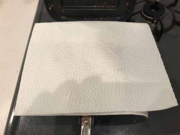 「えっ、こんなこともできるの？」ホットサンドメーカーでトンカツクッキング