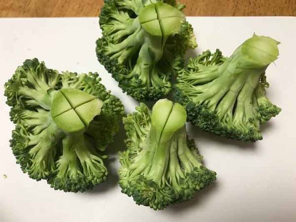 目から鱗！知ってトクするブロッコリーの崩れない切り方とは！？