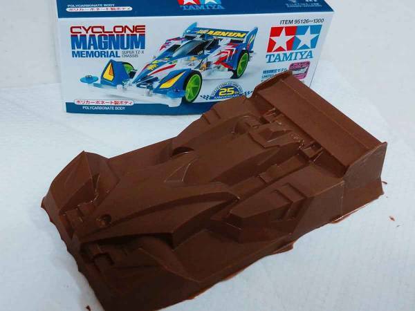 ハイカロリーすぎる！あるものを再現したバレンタインチョコ！