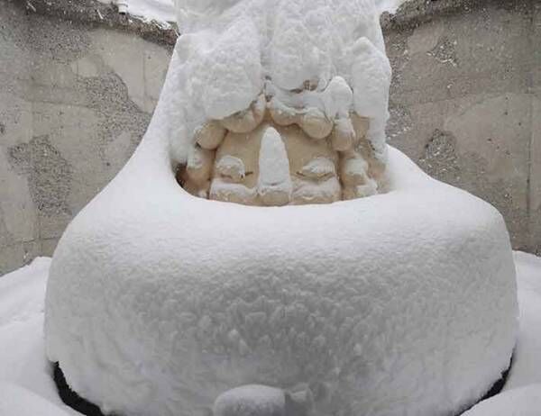「あ゛ぁぁぁぁぁぁ〜〜〜」　大雪の日　青森県立美術館のスタッフが叫んだ理由に思わずクスッ！
