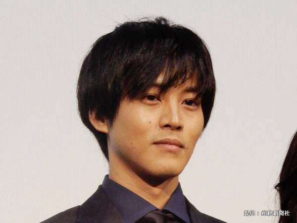 松坂桃李の自粛期間中の過ごし方に称賛！　「人柄のよさがにじみ出てる」「素敵」