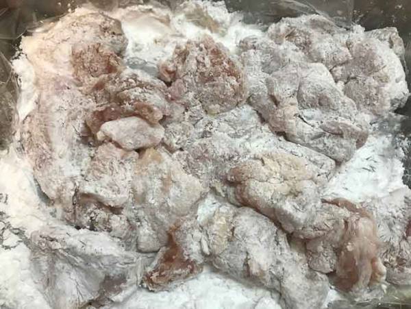 旨辛でやみつきになるおいしさ！ヤンニョムチキンの作り方