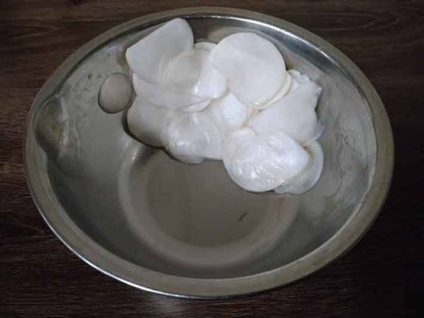 ワインにもハイボールにも合う！ 『カブの和風カルパッチョ』のレシピをご紹介！