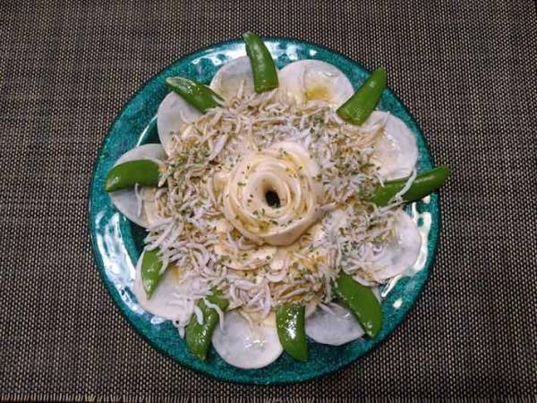 ワインにもハイボールにも合う！ 『カブの和風カルパッチョ』のレシピをご紹介！