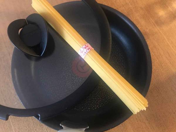 災害時に覚えておくと便利！『蒸しパスタ』の作り方とは？