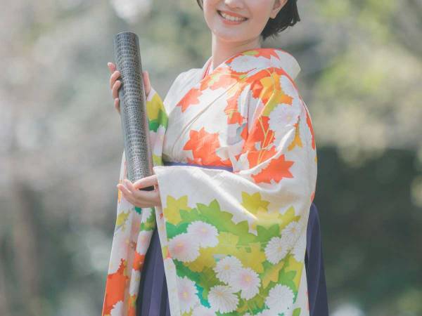 「最後くらいは…」　波乱の大学生活を送った、大学生１００名を無料で撮影！