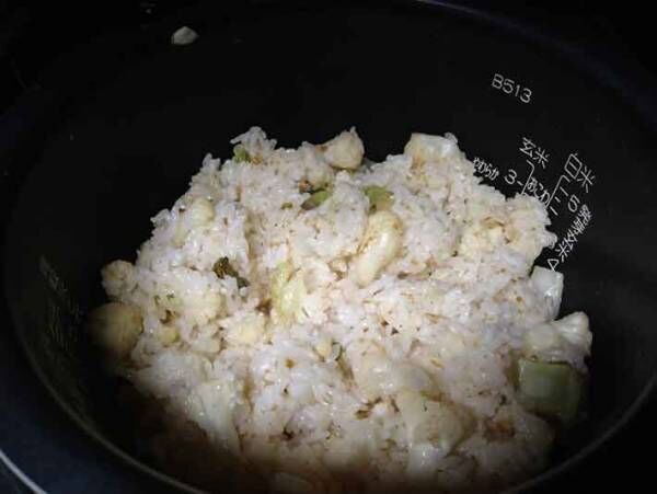 焼くと甘い お米との意外な組み合わせが新鮮『カリフラワーのまぜご飯』のレシピをご紹介！