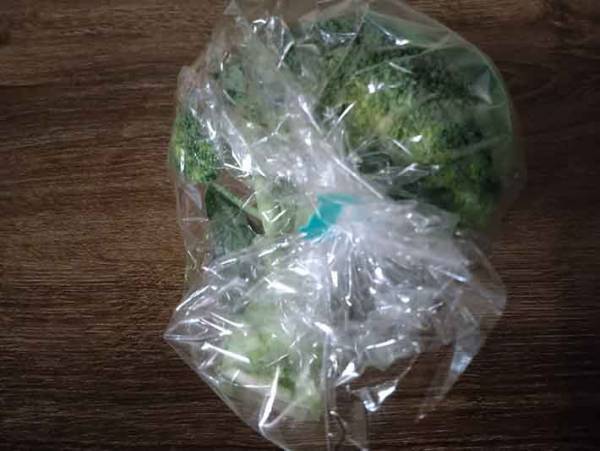 タンパク質もとれて見た目もキレイ 『くずし豆腐とブロッコリーのサラダ』のレシピをご紹介！