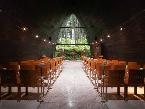 婚姻届の提出は『市役所』ではなく…　神奈川県が本気を出したサービスが最高すぎる