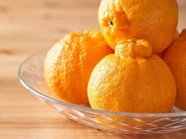 デコポンの『簡単なむき方』に反響　全農の投稿に「知らなかった」「良い情報」の声