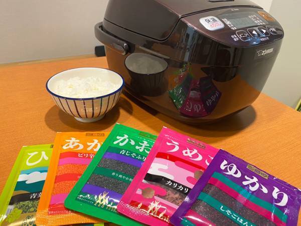 『ゆかり』にこんなに姉妹がいるとは！　さらに見知らぬ男性まで…