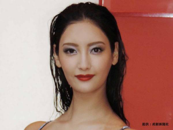 生放送中に『邪悪』といわれた菜々緒　続く展開に「面白い」「そういうところが好き」