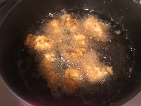 揚げ物のライフハック！ある状態でちょっと待つと簡単に油が切れる