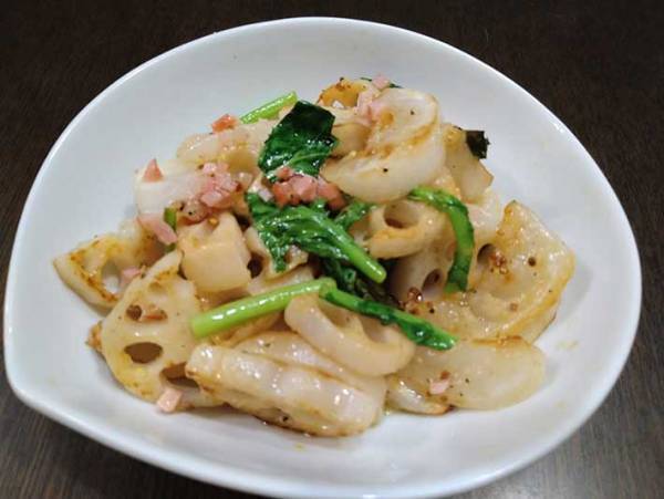 甘酸っぱくておいしい ちょっとオシャレな『カブとれんこんの焼きサラダ』はいかが？