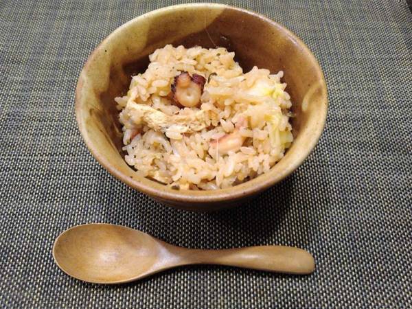 １本でも２本でも 長ネギを大量消費するならコレ！『ネギの炊き込みご飯』の作り方は…