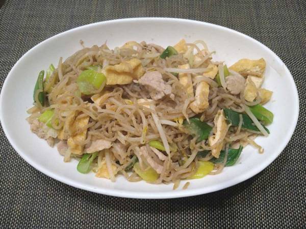 まるで焼きそばのよう！ しらたきでお腹も大満足 お弁当にもぴったりの簡単炒めをご紹介！