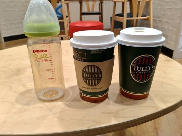 「お湯を買わせて」　調乳器の使用制限でミルクが作れなかった母親、するとタリーズ店員が？