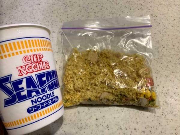 カップラーメンが食べたい気分！でも昨日のご飯が残っている…そんな時の必殺ご飯