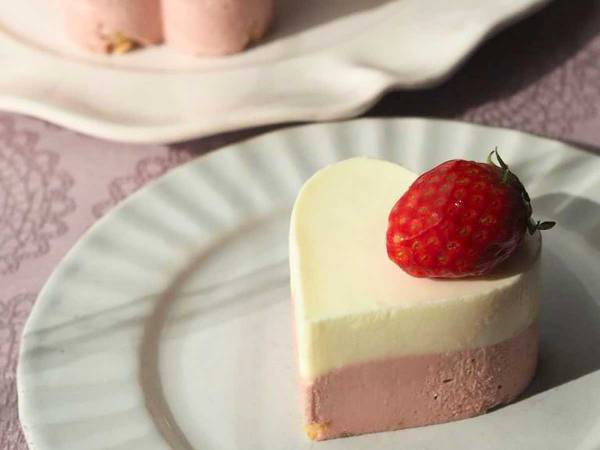 春にぴったり！紅白が美しすぎるいちごスイーツレシピ！