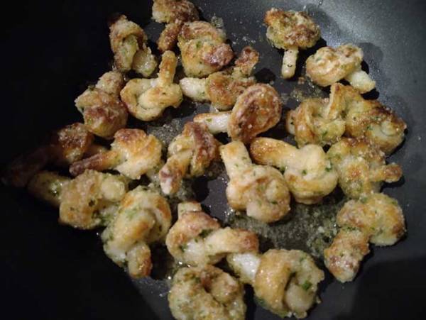 ご飯にもお酒にも合う 見た目もカワイイ『ちくわの唐揚げ』のレシピをご紹介！