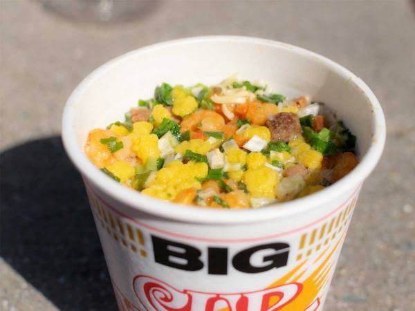 「なくてもええけど」をカタチにした結果？　日清から新登場の『パウダー』に大反響