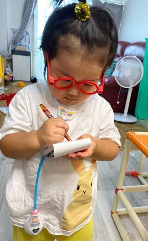 「信頼の置けそうなお医者さん出てきた」　父親を唸らせた、３歳娘の『お医者さんごっこ』とは