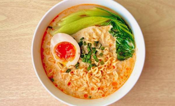 サッポロ一番のアレンジレシピに１０万人が『いいね』　ちょい足ししたのは？