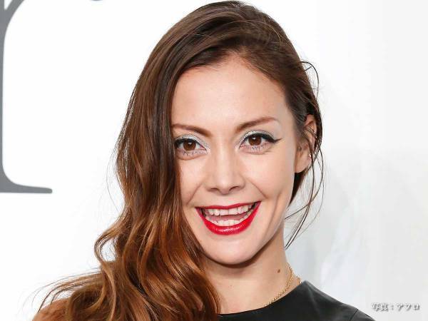 娘に「禰豆子を描いて」といわれた土屋アンナ　『色鉛筆』で仕上げた１枚に驚きの声