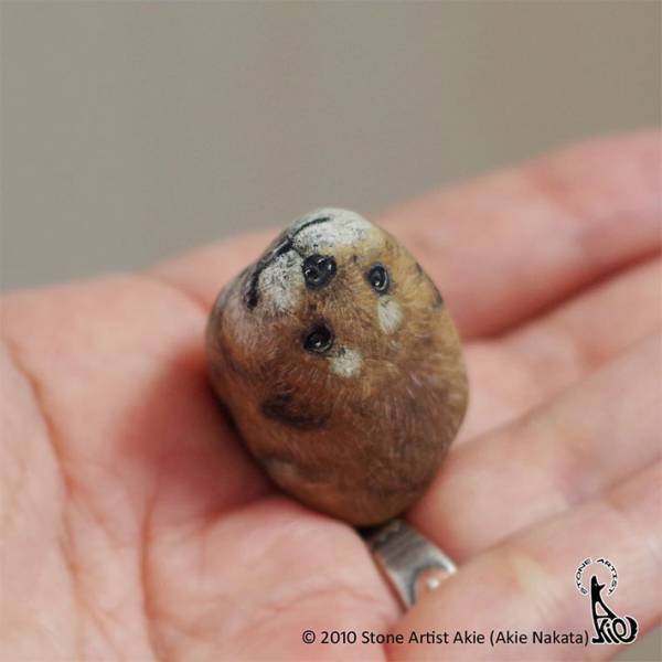 手のひらサイズの柴犬に、ため息が止まらない…　描かれたのは？