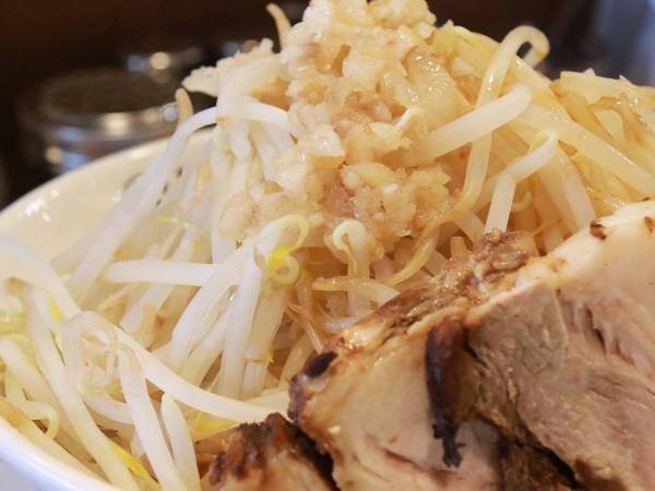 ラーメン利用したパワハラに警告　『ラーメン二郎』の投稿に共感の声