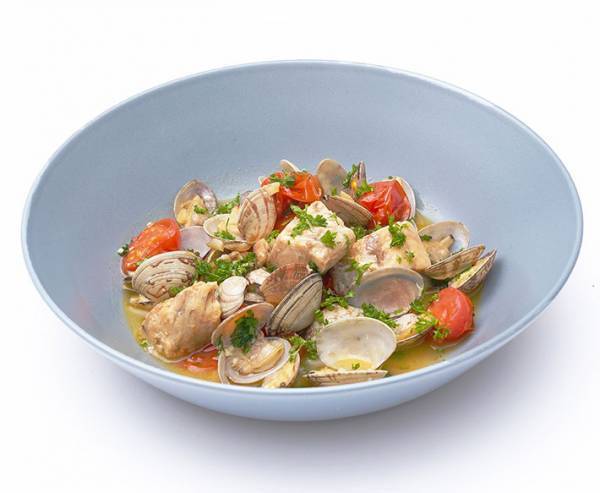 猫と取り合い注意！　『人間用』の魚の缶詰がネット上で話題に