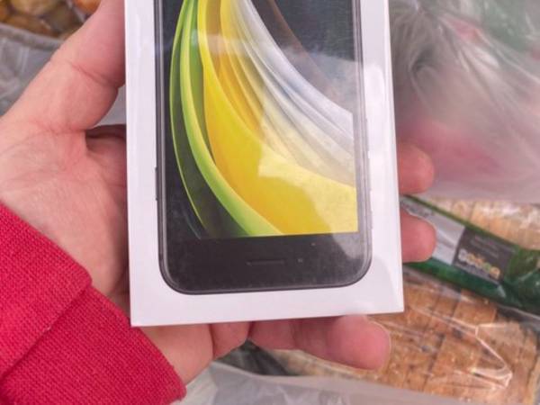 ネットスーパーでリンゴを注文した男性　受け取った『リンゴ』に大喜び