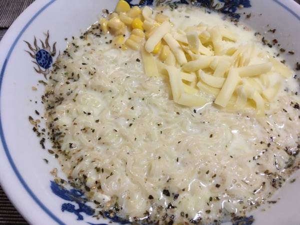 絶対マネするなよ！？　サッポロ塩ラーメンのレシピが罪深い