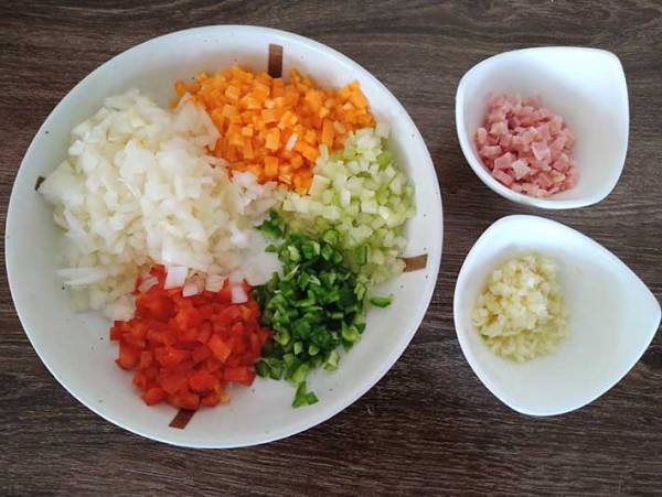 まったり濃厚で、彩りもキレイ 『カマンベールDE炊き込みご飯』のレシピをご紹介！