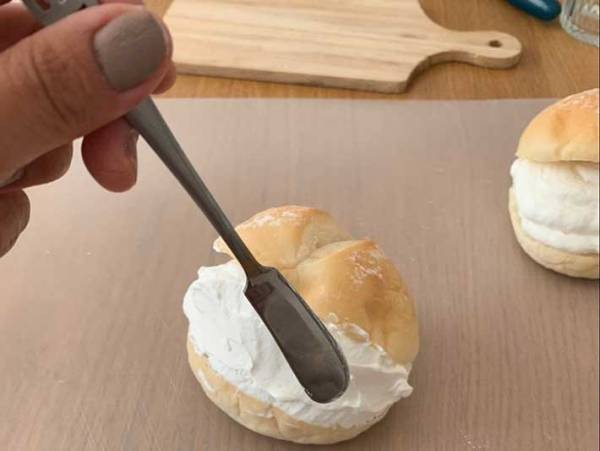 見た目もかわいい！話題のマリトッツォができる手抜きレシピ