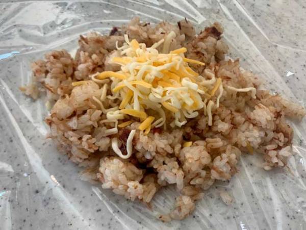 外はカリッ 中はトロッ！これが究極の焼きおにぎりだ