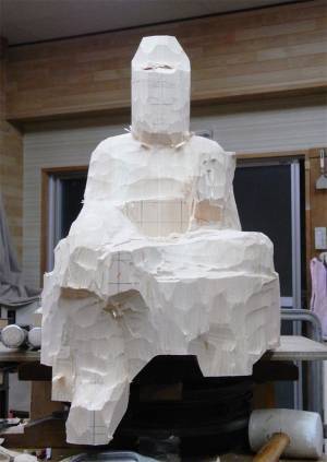 木材を３か月かけて彫り続けると…　完成品に、言葉を失う　「凄すぎる」「まさかコレが現れるとは」