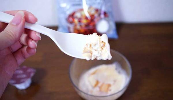 「あ…あ…あ…」　迷いなくかけた、セブンの『紅茶ポーション』に戸惑うが？