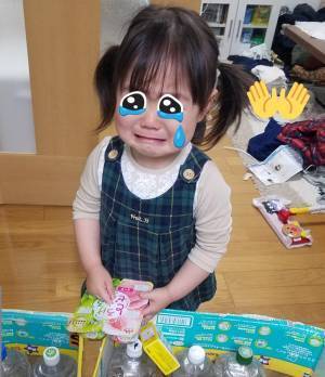 「この世の終わり」のような顔で泣く娘　その原因に、吹き出す人続出