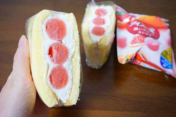 「作れといってるようなものでしょ」　セブンで見つけたスイーツにアイスを挟むと？