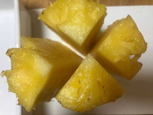 パイナップルの切り方は意外に簡単！その方法とは？