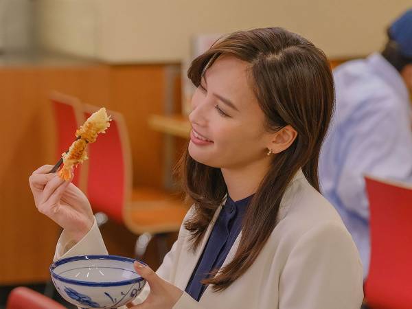 ドラマ『ひとりで飲めるもん！』新場面写真＆動画公開　大政絢が二面性のある主人公を熱演