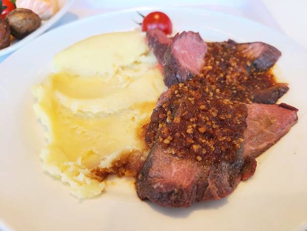 イケアレストラン、メニューを紹介　こんなに特典があるとは驚き！