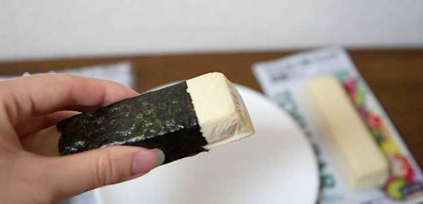 コンビニで売っている便利な『豆腐バー』　ギュッとしているから…