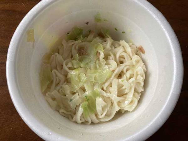 どん兵衛とU.F.O.の夢のコラボ商品 食べてみたら本当にうまかった件