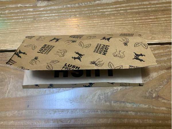 おしゃれなのにエコ！ショップバッグがギフトボックスに生まれ変わる！