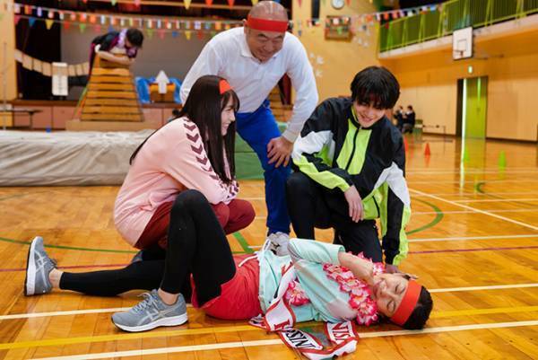 羽田美智子主演『#コールドゲーム』　春の陽気の中、真冬の衣装でクランクイン