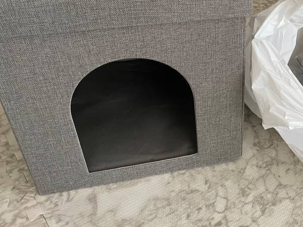 ニトリでペットハウスを購入したら？　猫の反応に「さすが、お値段以上」の声